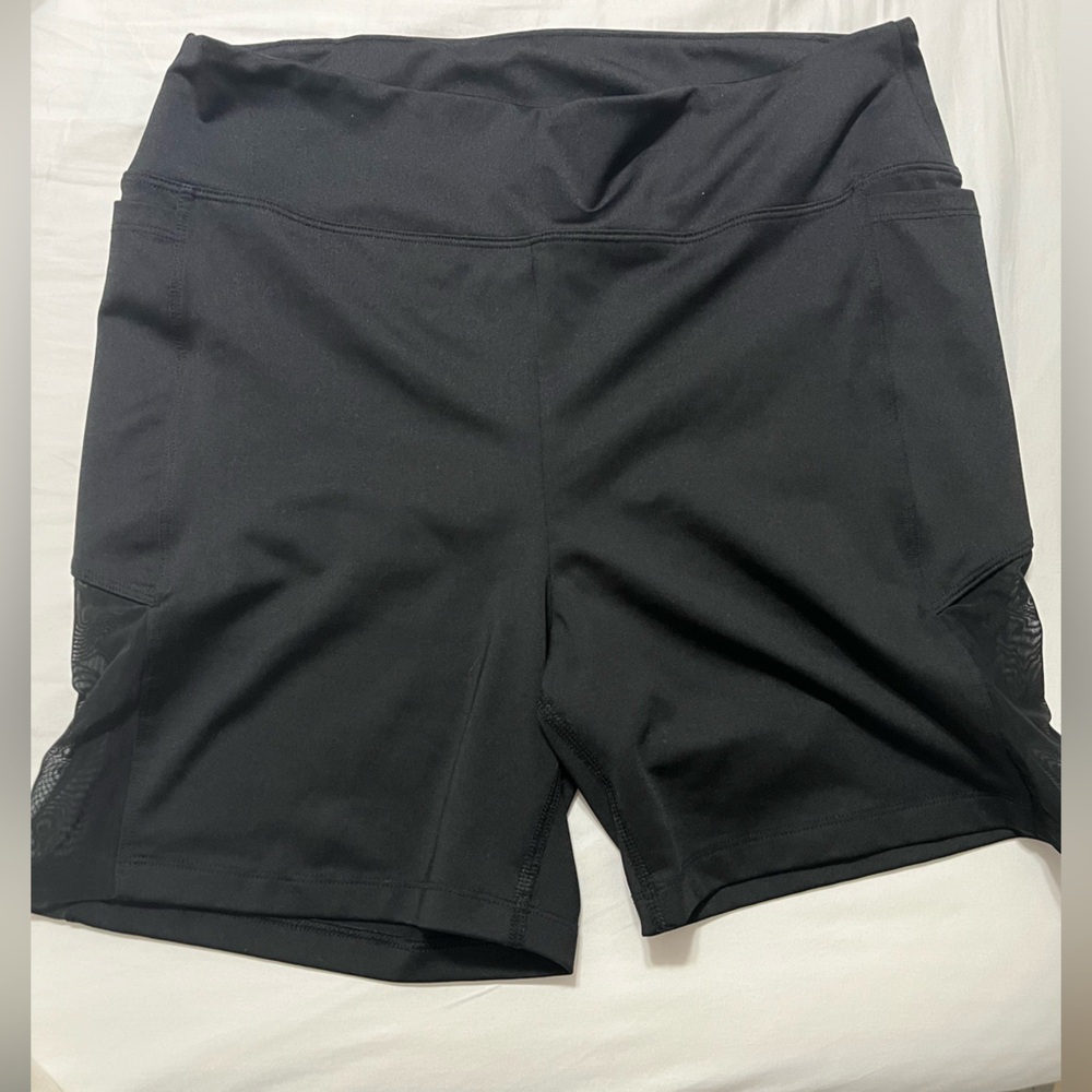 PINK Active Ultimate Black Bike Shorts Mesh Sides XL